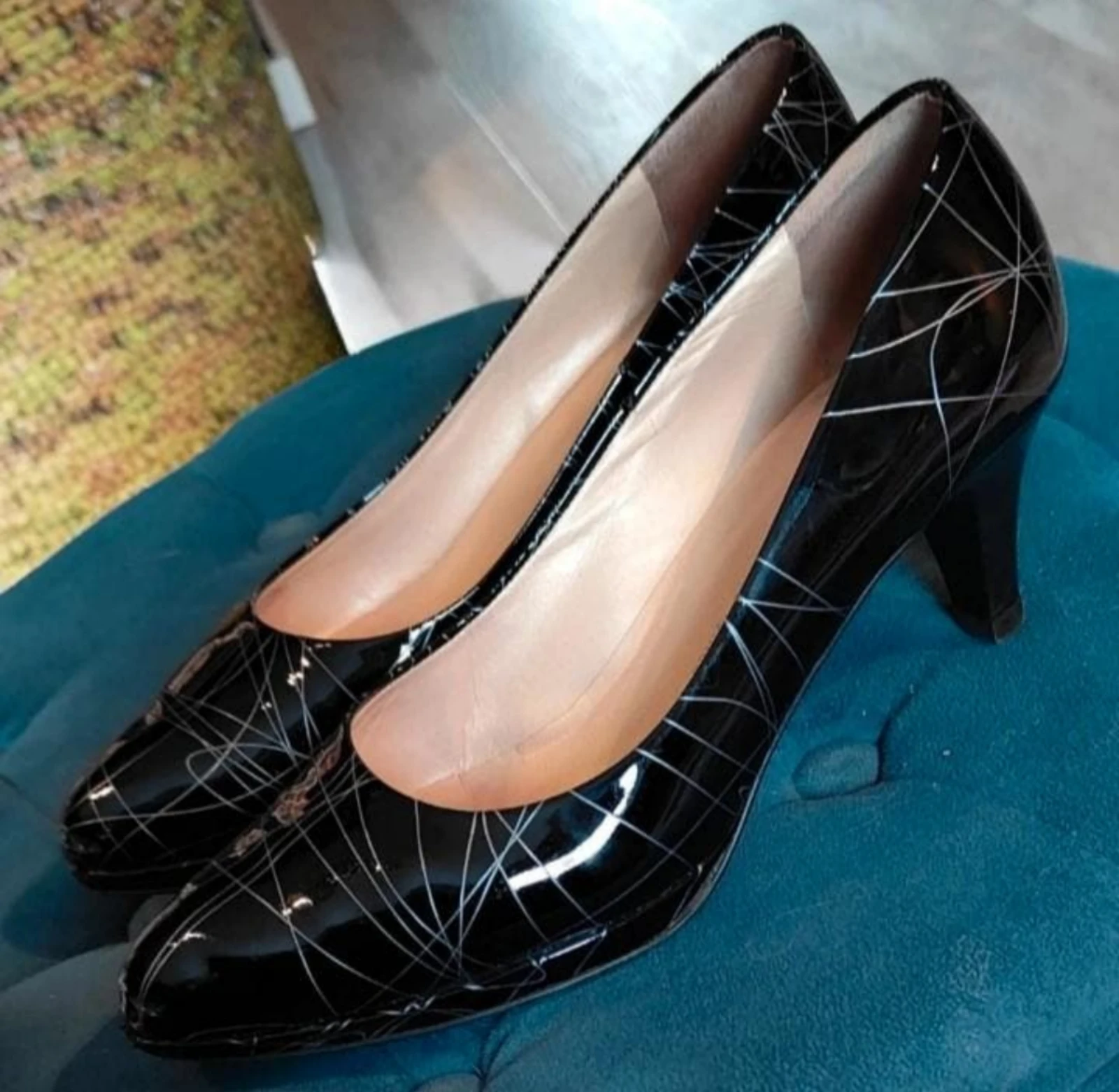 Klassieke zwarte dames pumps met grafisch patroon Peter Kais – photo 2